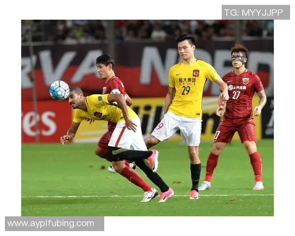 广州恒大与上港亚冠对决精彩回顾及赛后分析